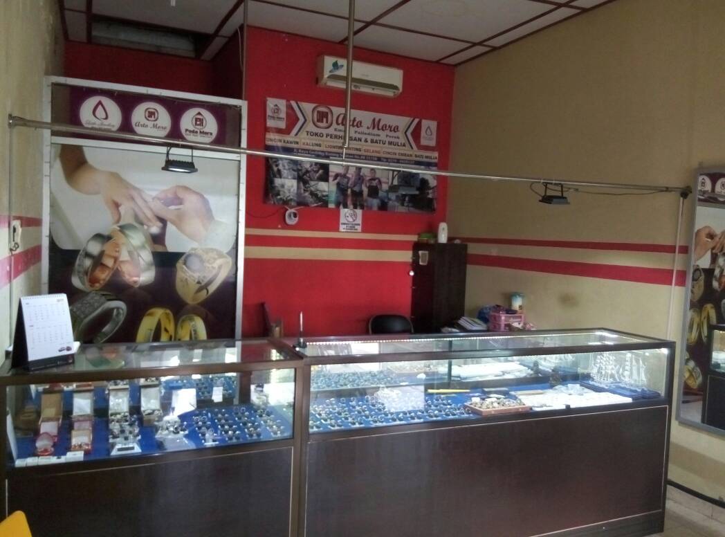 toko perhiasan cincin kawin cincin tunangan emas perak palladium platina 2